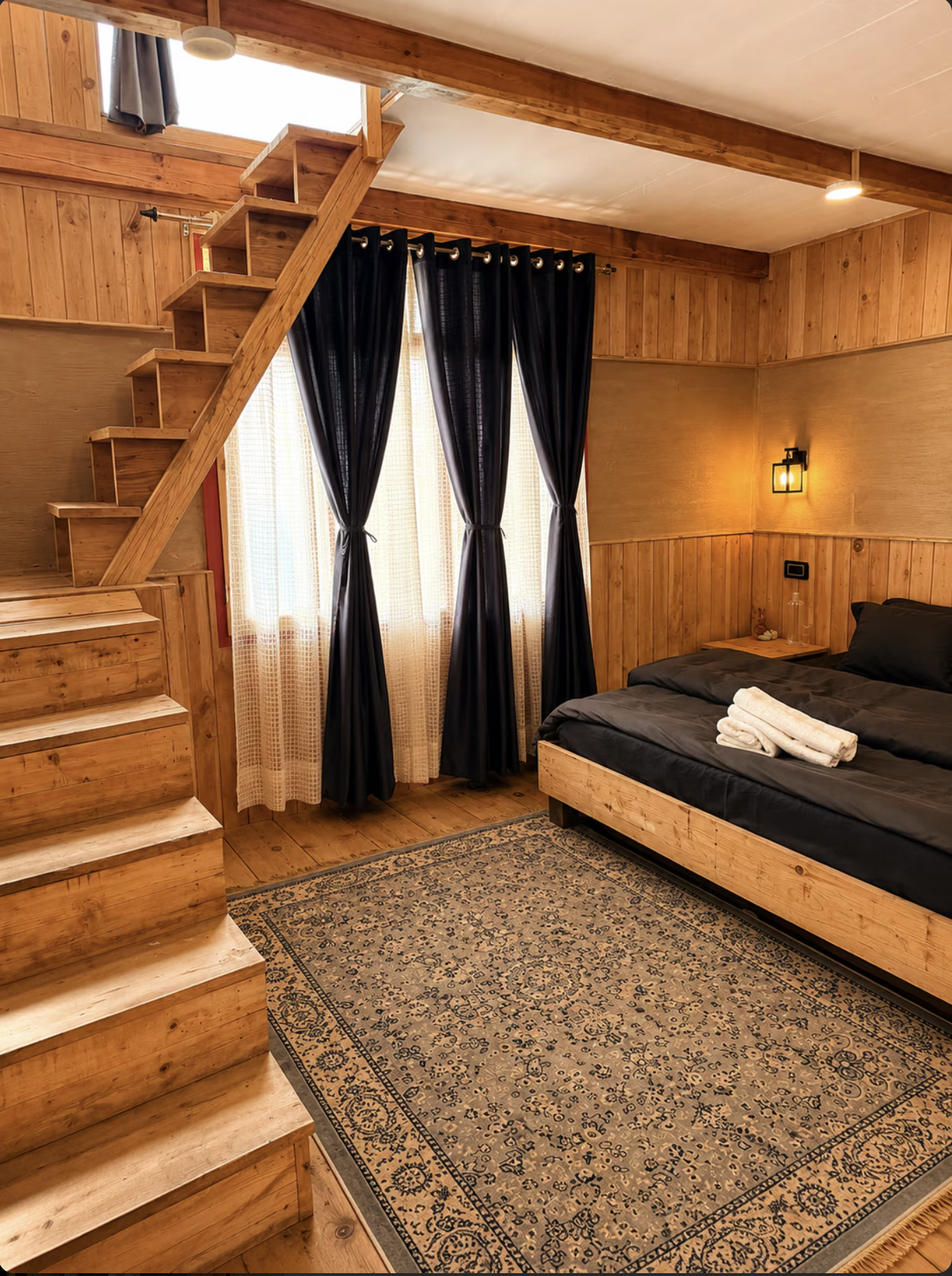 Chapter 1 duplex balcony room at The Library Cafe & Stay